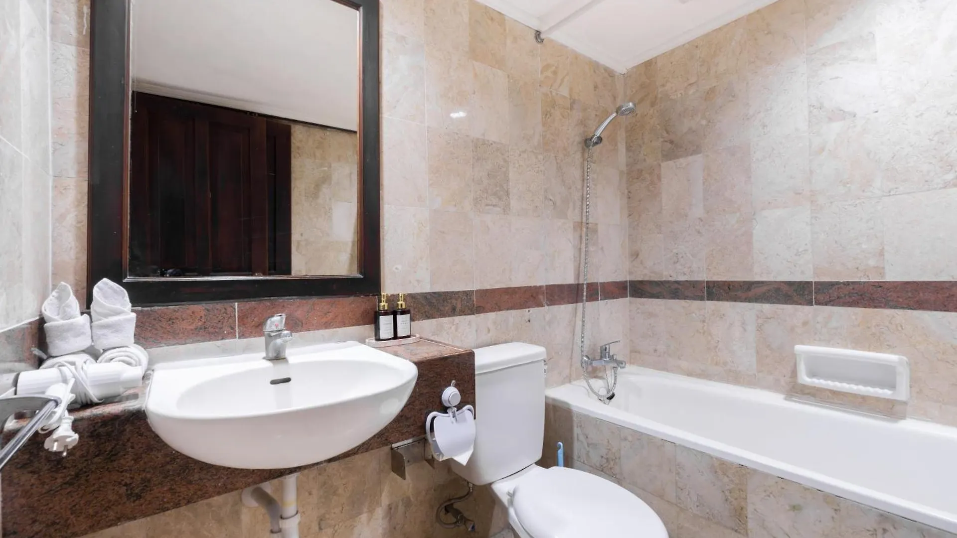 Private Apartment 6503 At The Jayakarta Residence Seminyak Indonézia